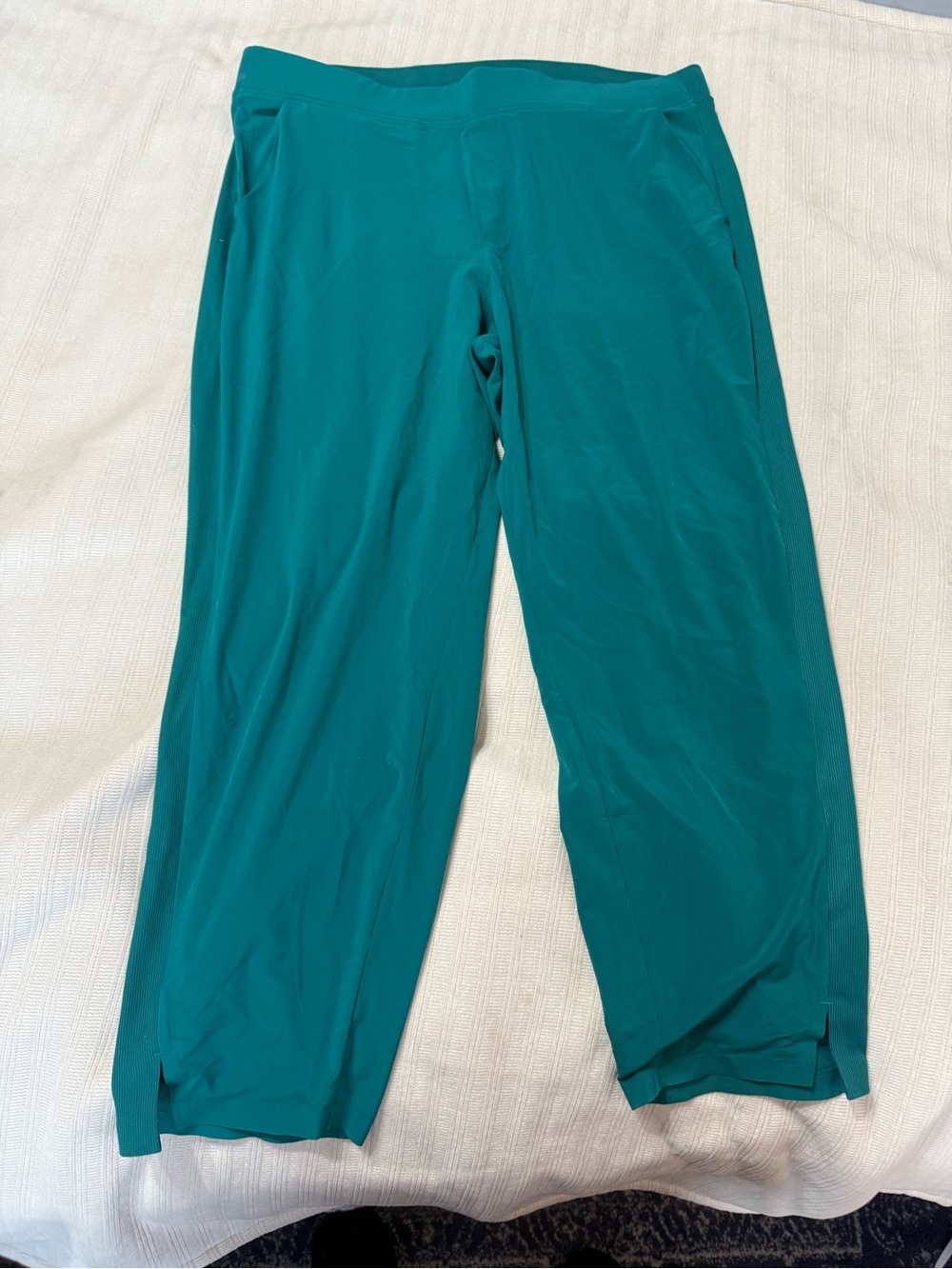 Green Athleta Brooklyn Pants